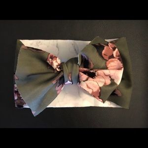 Olive Floral Stretch Wrap Bow